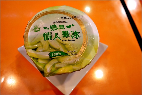 芒果恰恰冰館(台北光復總店)：【芒果恰恰冰館/台北光復總店】台灣之光！真材實料＂愛文芒果冰＂熱銷全亞洲