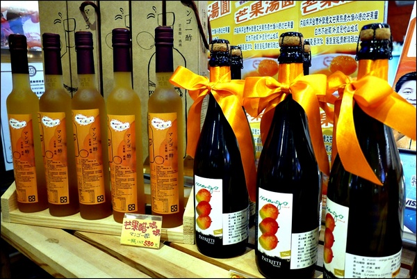 芒果恰恰冰館(台北光復總店)：【芒果恰恰冰館/台北光復總店】台灣之光！真材實料＂愛文芒果冰＂熱銷全亞洲