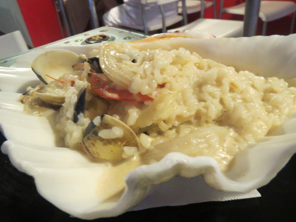 Aqua Kiss 水吻2  Surfer店：【口碑券NO.45】注重視覺效果的＂內湖美食Aqua Kiss 水吻2 Surfer＂食記