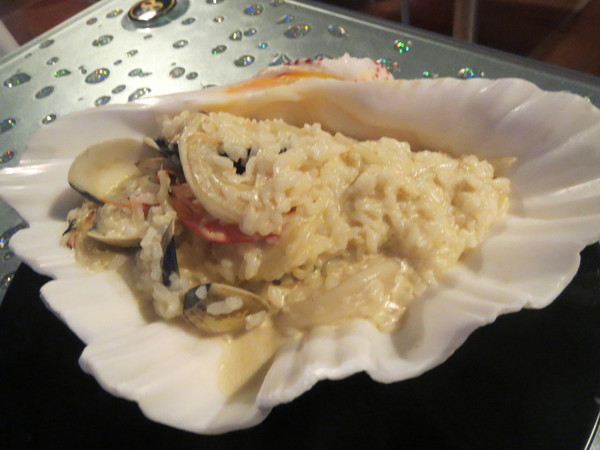 Aqua Kiss 水吻2  Surfer店：【口碑券NO.45】注重視覺效果的＂內湖美食Aqua Kiss 水吻2 Surfer＂食記