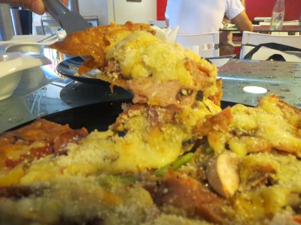 Aqua Kiss 水吻2  Surfer店：【口碑券NO.45】注重視覺效果的＂內湖美食Aqua Kiss 水吻2 Surfer＂食記