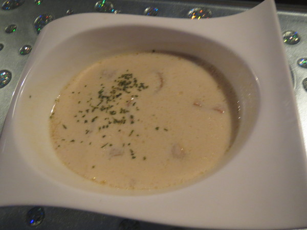 Aqua Kiss 水吻2  Surfer店：【口碑券NO.45】注重視覺效果的＂內湖美食Aqua Kiss 水吻2 Surfer＂食記