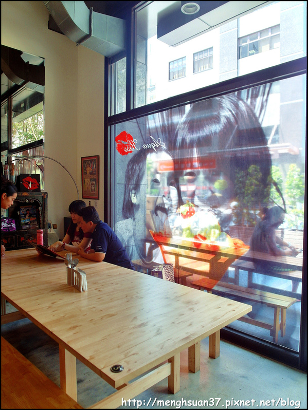 Aqua Kiss 水吻2 Surfer店:《口碑券。二十一彈》真夏創意料理【內湖美食Aqua Kiss 水吻2 Surfer】