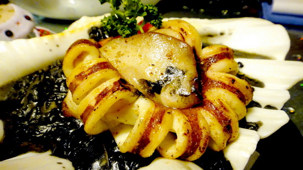 Aqua Kiss 水吻2  Surfer店：【口碑卷51】特色餐廳！內湖美食Aqua Kiss 水吻2 Surfer店！