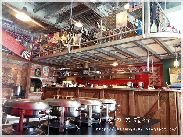 Aqua Kiss 水吻2  Surfer店：[台北市。內湖區] 熱浪襲來~ 快到★Aqua Kiss 水吻2 Surfer★消消暑唄!