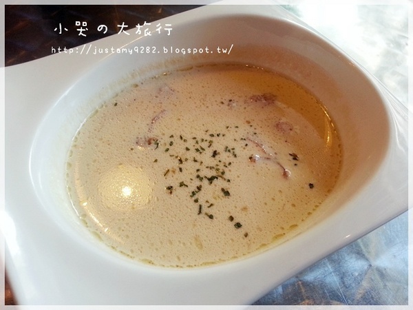 Aqua Kiss 水吻2  Surfer店：[台北市。內湖區] 熱浪襲來~ 快到★Aqua Kiss 水吻2 Surfer★消消暑唄!