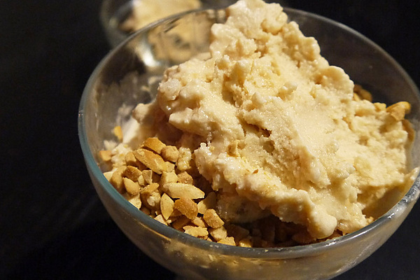 Aqua Kiss 水吻2  Surfer店：熱情有勁的南洋風味料理～內湖美食Aqua Kiss 水吻2 Surfer店