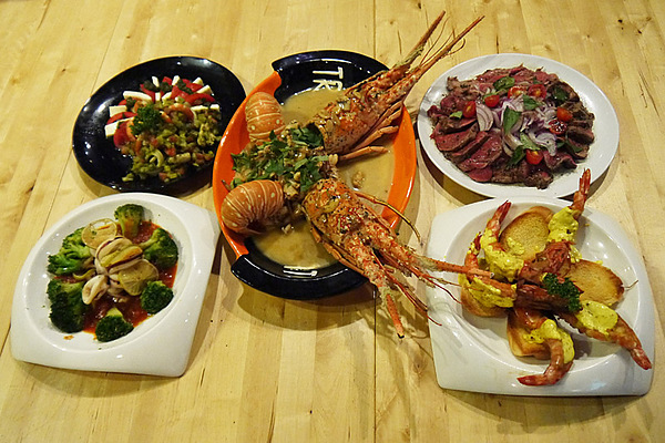 Aqua Kiss 水吻2  Surfer店：熱情有勁的南洋風味料理～內湖美食Aqua Kiss 水吻2 Surfer店