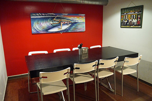 Aqua Kiss 水吻2  Surfer店：熱情有勁的南洋風味料理～內湖美食Aqua Kiss 水吻2 Surfer店