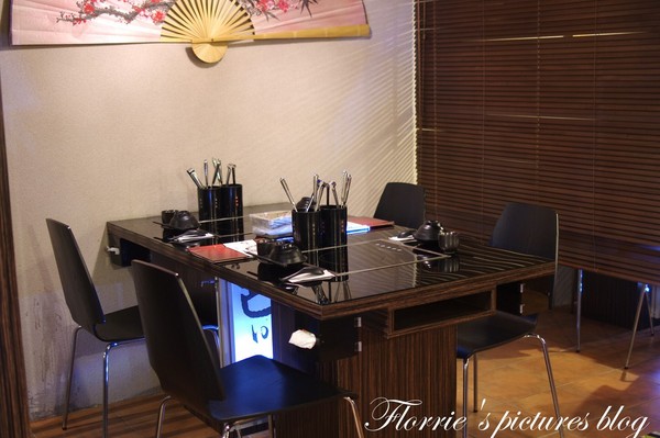 嚴選鍋品食尚養生麻辣鴛鴦鍋：台北大同區美食~嚴選鍋品食尚麻辣鴛鴦鍋~有鱘龍魚的火鍋店