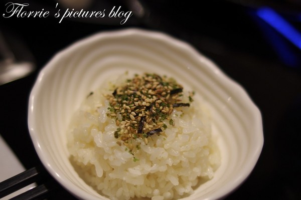 嚴選鍋品食尚養生麻辣鴛鴦鍋：台北大同區美食~嚴選鍋品食尚麻辣鴛鴦鍋~有鱘龍魚的火鍋店