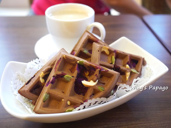 戀巧克手工黑巧克力專門店:天然低熱量。戀巧克黑巧克力專賣店