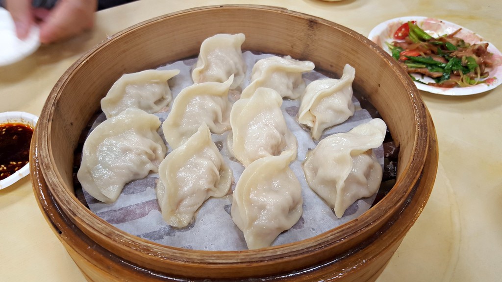 又白又胖的蒸餃