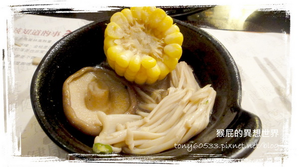 筷鍋:【台北】號稱全台最優涮涮鍋!超大片的安格斯和牛搭配日本頂級醬料之筷鍋!