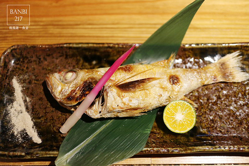 Banbi217 美食旅遊: [台北東區]微風建一食堂:無菜單日式料理、生魚片、握壽司、串燒(邀約)(捷運忠孝復興站)