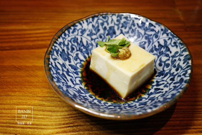 Banbi217 美食旅遊: [台北東區]微風建一食堂:無菜單日式料理、生魚片、握壽司、串燒(邀約)(捷運忠孝復興站)