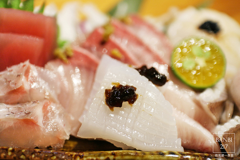 Banbi217 美食旅遊: [台北東區]微風建一食堂:無菜單日式料理、生魚片、握壽司、串燒(邀約)(捷運忠孝復興站)