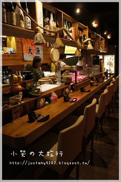 微風建一食堂：[台北市。遼寧街口] ★微風建一食堂★每天都有不一樣的驚喜! 金箔干貝~ OMG 實在是太邪惡了!!!