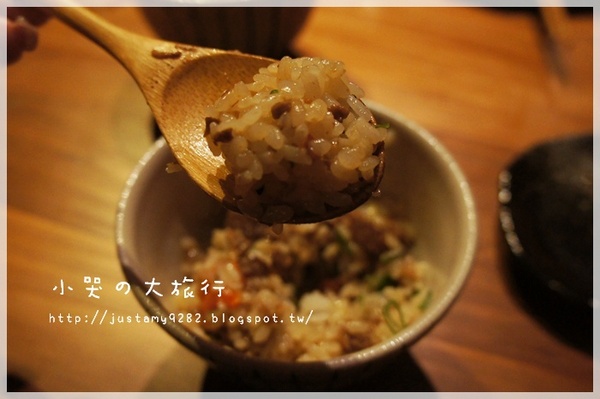 微風建一食堂：[台北市。遼寧街口] ★微風建一食堂★每天都有不一樣的驚喜! 金箔干貝~ OMG 實在是太邪惡了!!!