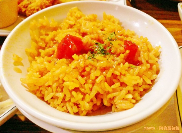 阿倫蛋包飯：【新北。永和】阿倫蛋包飯。平價又美味