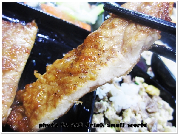 皇家傳承牛肉麵(新海店)：得過獎的牛肉麵湯頭真是一級棒