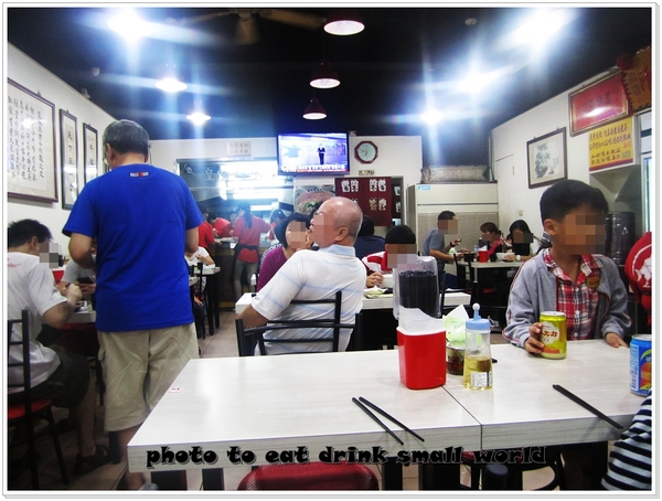 皇家傳承牛肉麵(新海店)：得過獎的牛肉麵湯頭真是一級棒