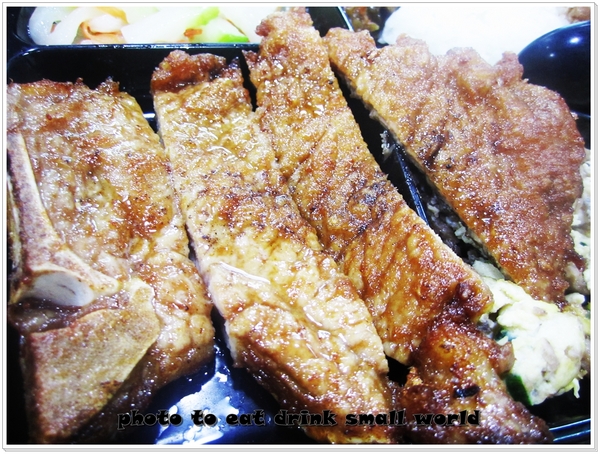 皇家傳承牛肉麵(新海店)：得過獎的牛肉麵湯頭真是一級棒