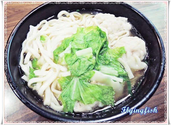 采岳軒 重慶抄手麵食(信義店)：✜ 大安森林公園旁,人氣搶搶滾滴平價美味－「重慶抄手麵食」