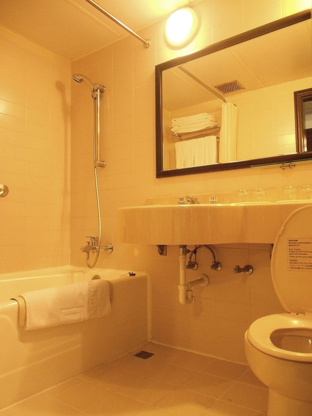 華王大飯店:華王飯店-鹽埕區五福四路42號