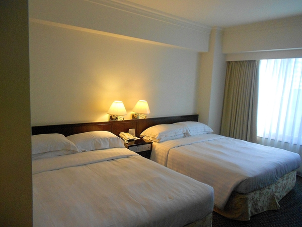 華王大飯店:華王飯店-鹽埕區五福四路42號