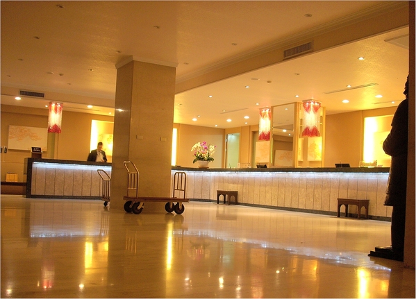 華王大飯店:華王飯店-鹽埕區五福四路42號