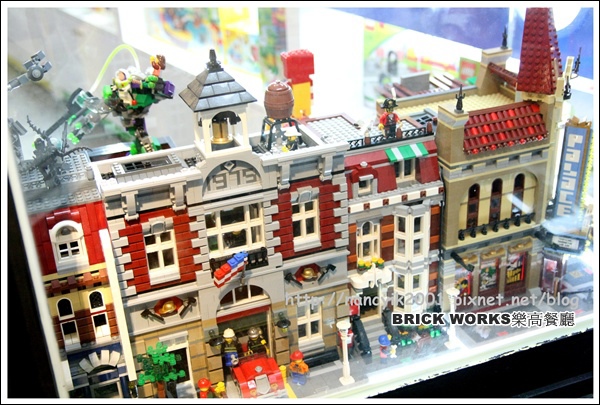 Brick Works:台北。【BRICK Works 樂高積木餐廳】