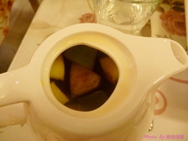 LadyEmma艾瑪鬆餅屋(忠孝店):【口碑券四】香濃美味巧克力布朗尼鬆餅-LadyEmma艾瑪鬆餅屋