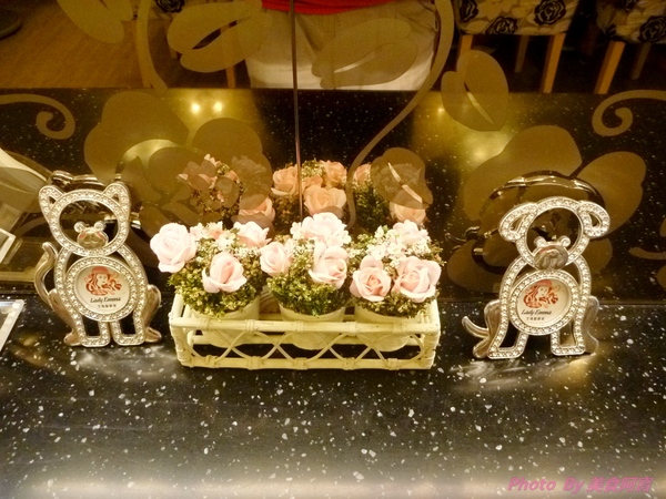 LadyEmma艾瑪鬆餅屋(忠孝店):【口碑券四】香濃美味巧克力布朗尼鬆餅-LadyEmma艾瑪鬆餅屋