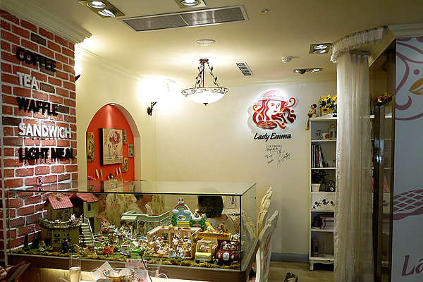 LadyEmma艾瑪鬆餅屋(忠孝店):LadyEmma艾瑪鬆餅屋《忠孝店》體驗公主雙人下午茶