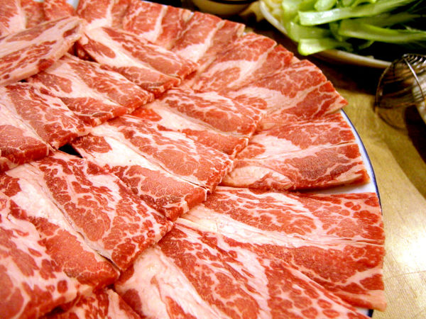 春日日本料理(台北總店)：【大安】春日日本料理。N訪。數大為美的牛肉之花