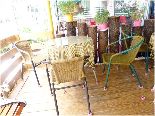 K&K義麵坊:K&K義麵坊 + 台北葫洲站 + 筆管麵!