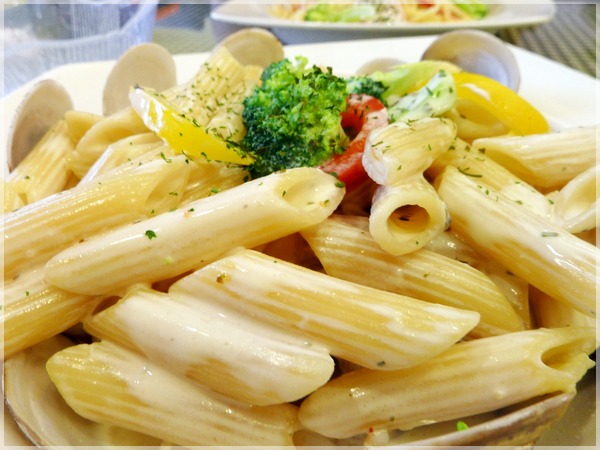 K&K義麵坊:K&K義麵坊 + 台北葫洲站 + 筆管麵!