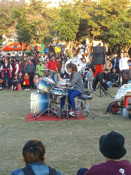 路德威手工啤酒餐廳:口碑卷11-『路德威手工啤酒餐廳』…手工鮮釀啤酒真的很優豆唷~