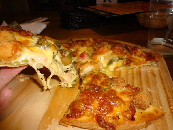 路德威手工啤酒餐廳：1021201[官本金文愛台灣口碑券第18彈]路德威手工啤酒餐廳當大俠大口吃肉與大口喝啤酒的好地方