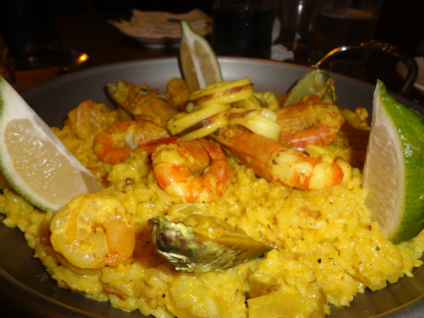 路德威手工啤酒餐廳：1021201[官本金文愛台灣口碑券第18彈]路德威手工啤酒餐廳當大俠大口吃肉與大口喝啤酒的好地方