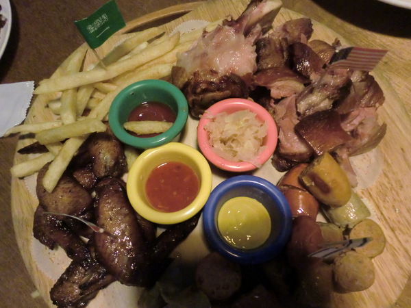 路德威手工啤酒餐廳：【口碑卷1】台中  路德威手工啤酒餐廳