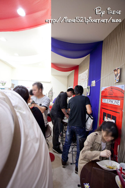 13.05.26-英國奶奶