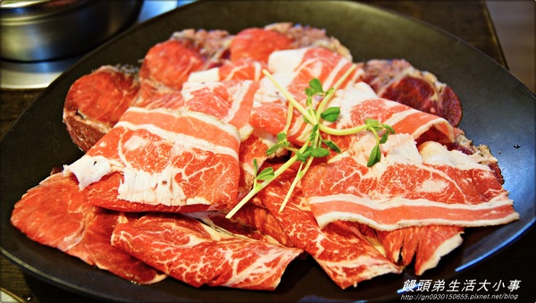 皇璽北海道昆布鍋(中正店):【食記/新北市】讓我們來吃吃螃蟹將軍♪♪皇璽北海道昆布鍋♪♪