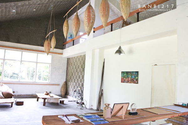 瀰漫咖啡藝文：瀰漫咖啡藝文 看的到海、稻田、藝術、火車的好地方 (花蓮 石梯坪 咖啡館 下午茶)