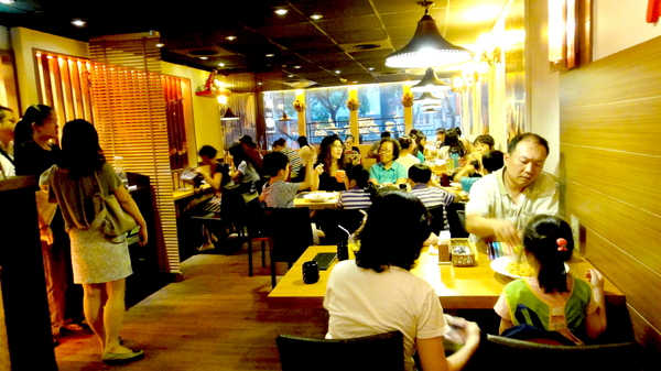 is pasta義大利麵：【台北板橋】捷運新埔站美食！平價可口is pasta義大利麵！