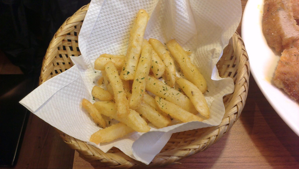 Is Pasta義大利麵 薯條