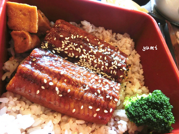 無為草堂：【台中食記】古色古香!繁華城市中的靜謐天地@無為草堂