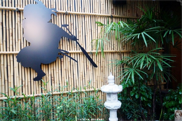 麵屋武藏(忠孝虎嘯店):台北 捷運忠孝敦化 麵屋武藏 虎嘯~好大的焢肉拉麵啊