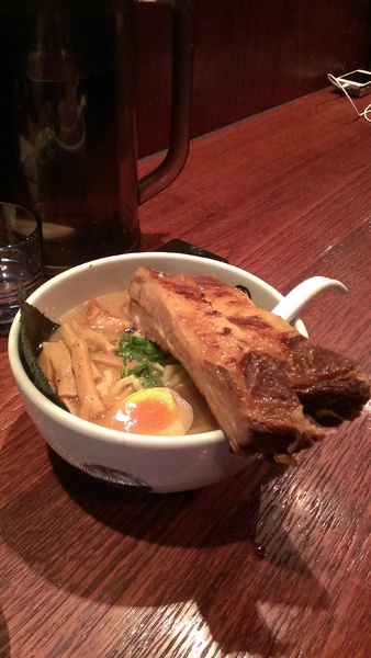 麵屋武藏(忠孝虎嘯店)：【食記】令人銷魂的麵屋武藏-東區虎嘯店